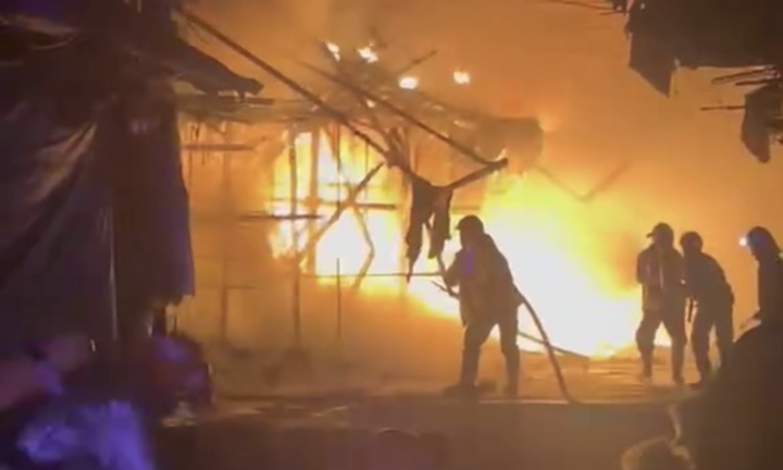 Điều tra nguyên nhân vụ cháy nhiều căn nhà tại phường Bình Đông, TP.HCM