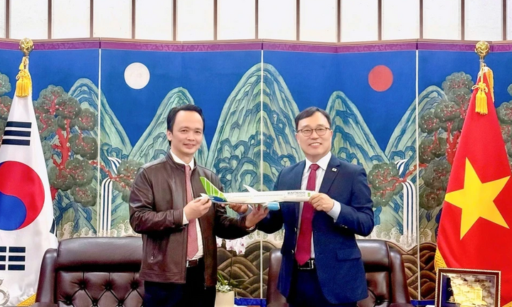 Ông Trịnh Văn Quyết tái xuất