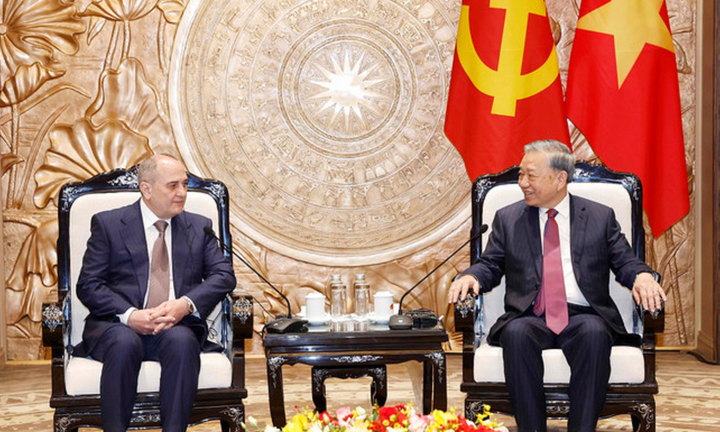 Tổng Bí thư Tô Lâm tiếp Đoàn đại biểu Đảng Azerbaijan Mới