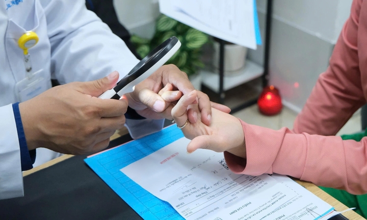 Ngứa, mất ngủ cả đêm vì viêm da cơ địa