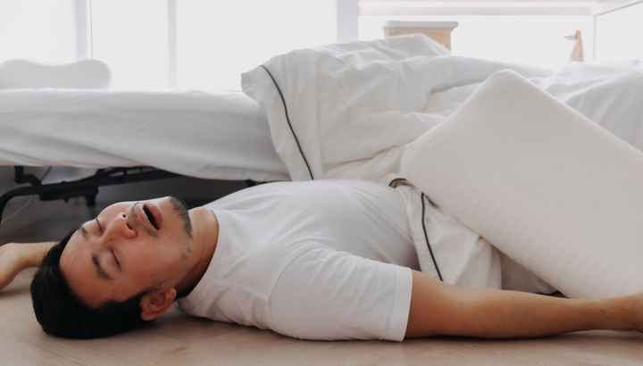 Nếu nói mơ lúc ngủ, bạn có nhiều nguy cơ bị lú lẫn, giảm nhận thức khi về già