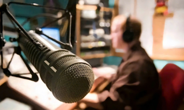 Ban Đối ngoại (VOV5) tuyển dụng 3 viên chức