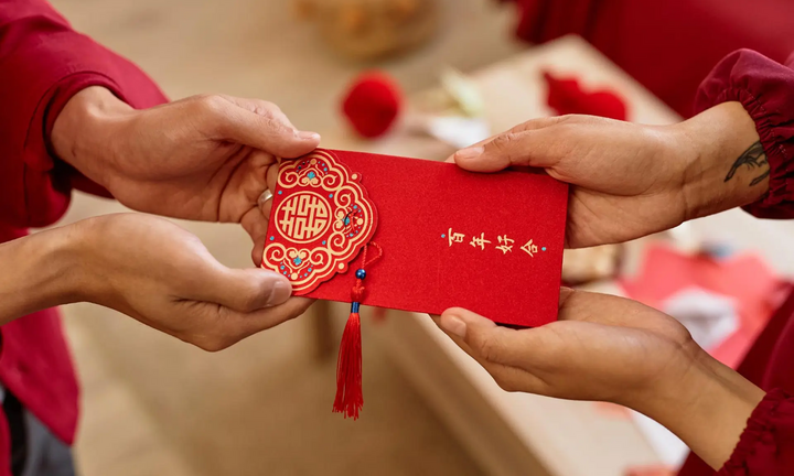 Chớ để lì xì thành áp lực cho cả người cho lẫn người nhận