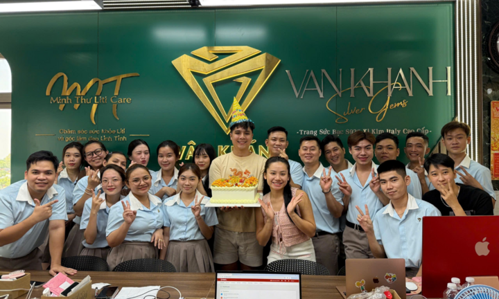 Vân Khánh Silver Gems mong muốn trở thành một phần trong câu chuyện đẹp của bạn