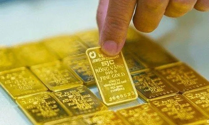 Mỗi lượng vàng giảm gần 18 triệu đồng chỉ sau 2 ngày