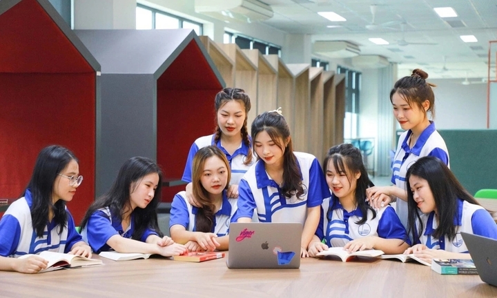 Bộ GD-ĐT công bố tiêu chí xác định đại học công lập, trường nghề phải sắp xếp