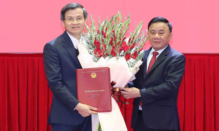 Ông Đoàn Minh Huấn làm Bí thư Đảng ủy Học viện Chính trị Quốc gia Hồ Chí Minh