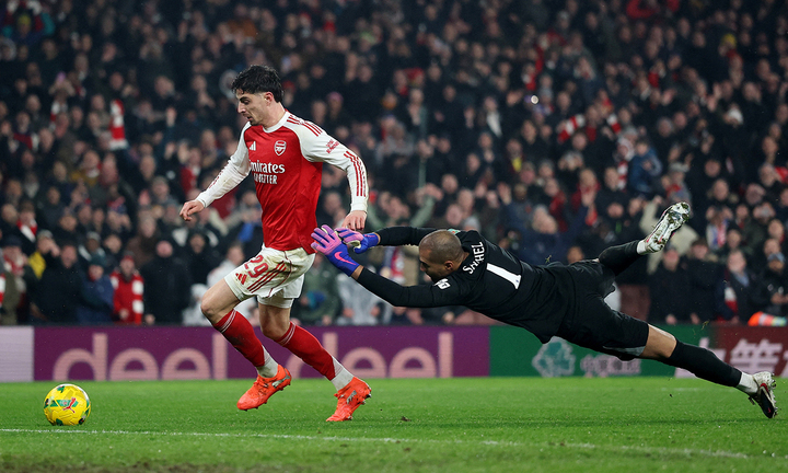 Kết quả Arsenal vs Chelsea: Xác định đội đầu tiên vào chung kết Carabao Cup