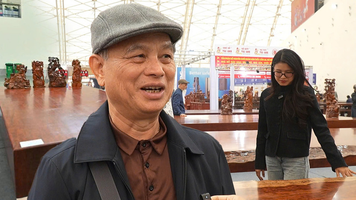 Ngắm phiến gỗ quý nặng 6 tấn, giá 1,5 tỷ đồng tại Hội chợ Mùa xuân 2026
