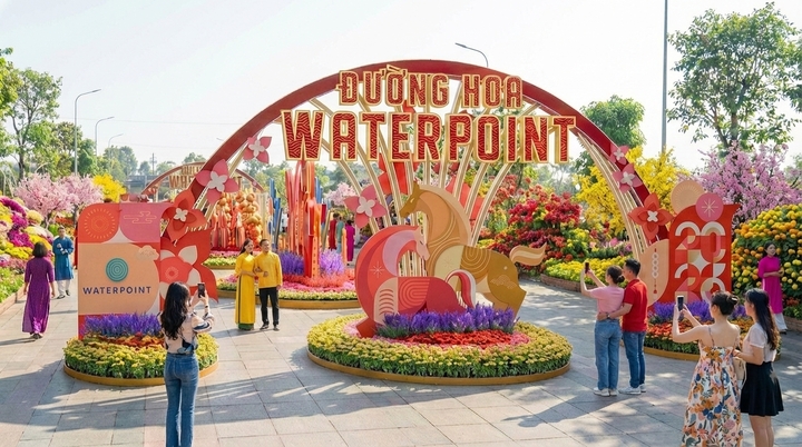 Tết Việt rộn ràng, sắc xuân Nhật tinh tế tại Waterpoint