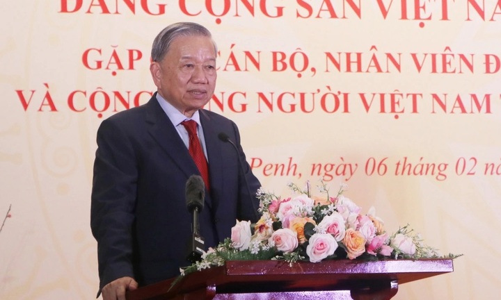 Tổng Bí thư Tô Lâm gặp gỡ cộng đồng người Việt tại Campuchia