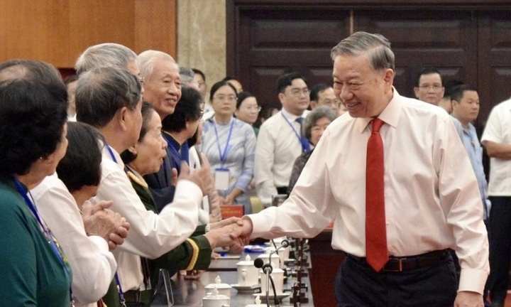 Tổng Bí thư Tô Lâm thăm, chúc Tết Đảng bộ và Nhân dân TP.HCM