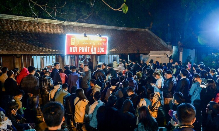 Thay đổi giờ phát ấn cho người dân tại Lễ hội khai ấn đền Trần năm 2026