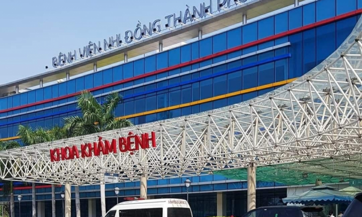 Thụt dầu 300 cái, bé trai 15 tuổi nhập viện