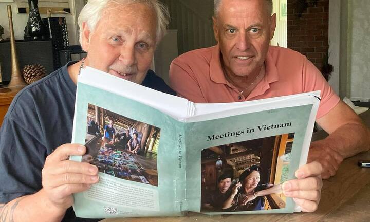 Hơn 30 năm 'gặp gỡ Việt Nam' và tình yêu của hai nhà báo Thụy Điển 
