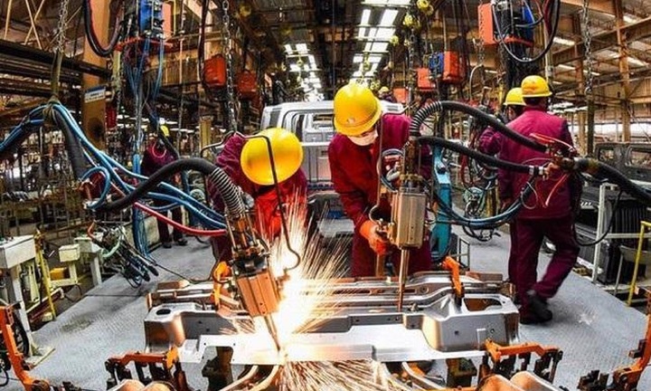 Mục tiêu tăng trưởng 2 con số: Thời điểm của những quyết sách lớn