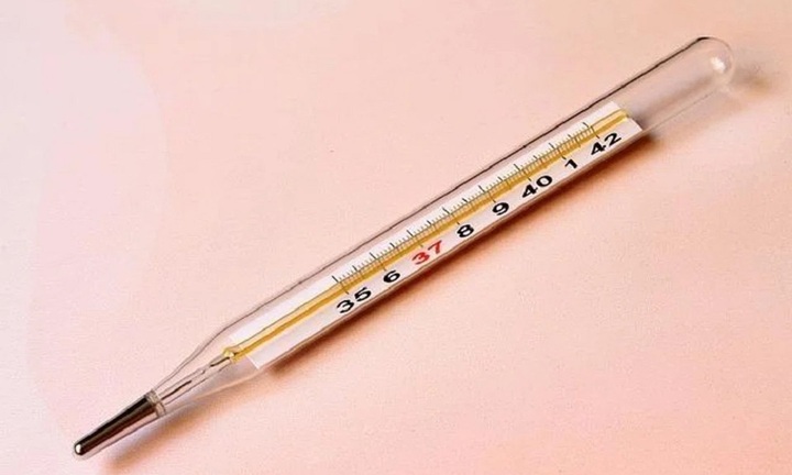 Người Trung Quốc đua nhau mua nhiệt kế thủy ngân trước Tết