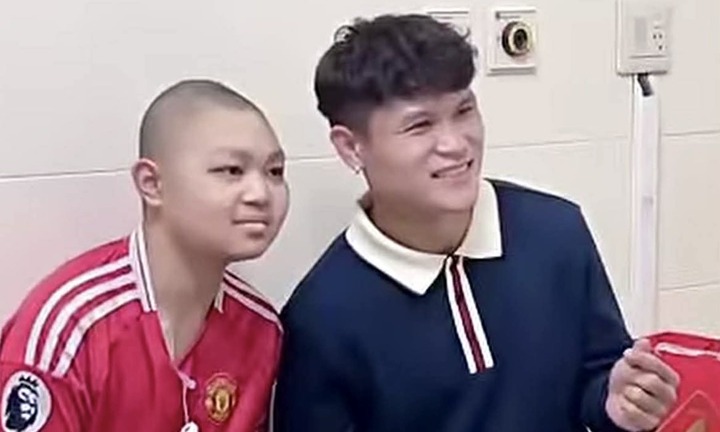 Hành động ý nghĩa của tuyển thủ Việt Nam dịp Tết Nguyên đán 2026