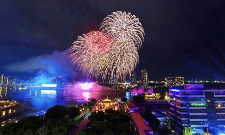 Chi tiết 17 điểm bắn pháo hoa ở TP.HCM dịp Tết Nguyên đán 2026