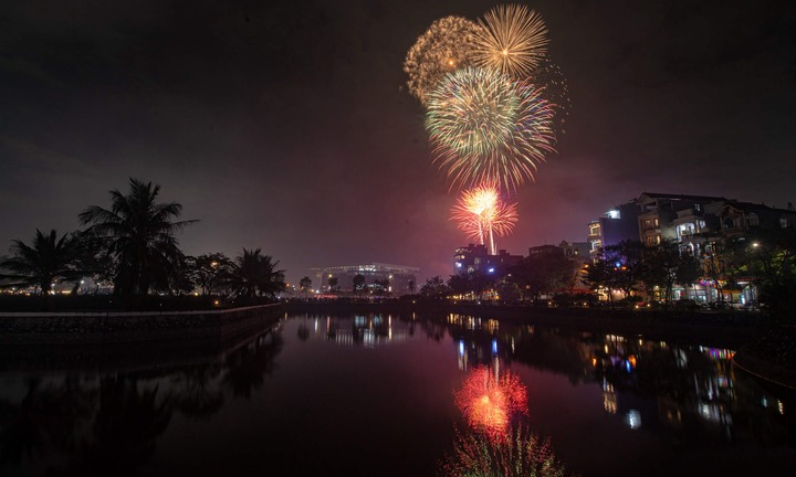 Trực tiếp: Việt Nam đón giao thừa, chào năm mới Bính Ngọ 2026