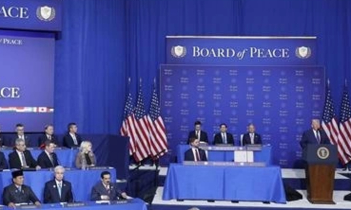 Tổng Bí thư gặp lãnh đạo các nước nhân dịp tham dự khai mạc Hội đồng Hòa bình