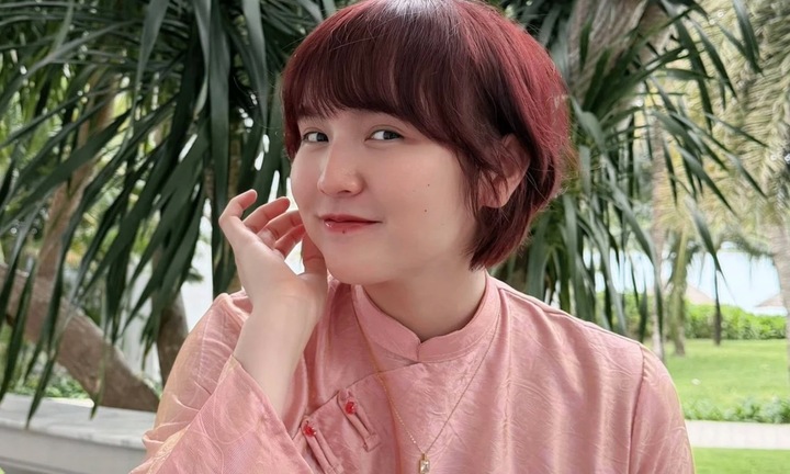 Hải Tú khoe ảnh mới sau thời gian im ắng