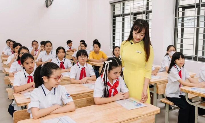 Dạy thêm giờ, nhà giáo phải chịu thuế thu nhập ra sao?