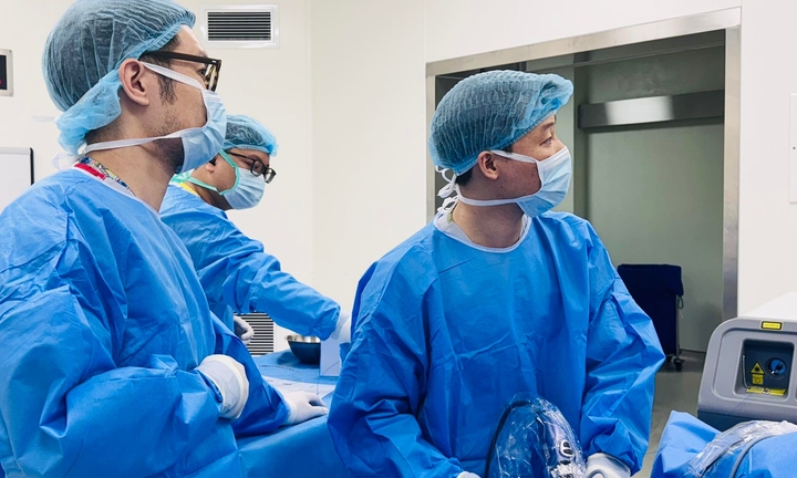 Nhịn đau chờ ‘ngày đẹp’ đi viện, bác sĩ thốt lên 'viên sỏi không biết xem ngày'