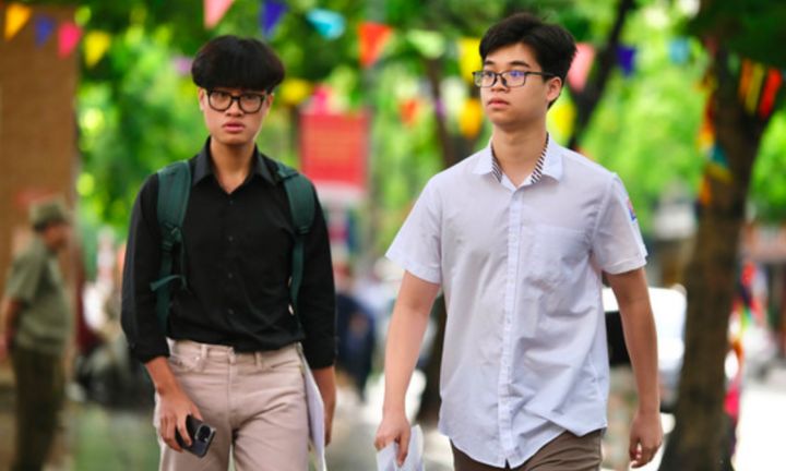 Loạt đại học ở Hà Nội tăng học phí