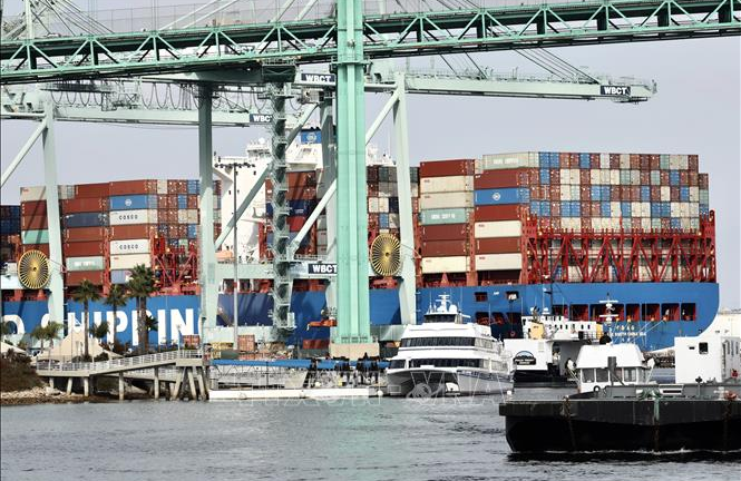 Mỹ có thể nâng thuế nhập khẩu toàn cầu lên 15% ngay trong tuần này