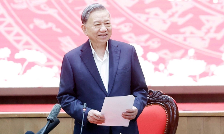 Công bố quyết định kiểm tra của Bộ Chính trị với Ban Thường vụ Thành ủy Hà Nội