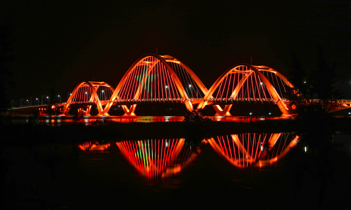 Vì sao cầu 1.300 tỷ ở Quảng Trị làm xong, nhưng đường dẫn vẫn tắc?