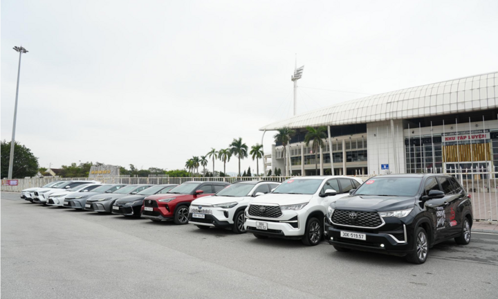 Xe Hybrid tự sạc giảm thiểu đáng kể sự phụ thuộc vào xăng dầu