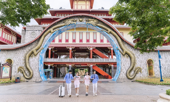 Công viên Rồng Sun World Ha Long mở cửa trở lại, giá vé chỉ 150.000 đồng