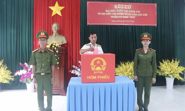 Cà Mau: Cử tri trên đảo Hòn Chuối, Hòn Khoai đi bầu cử sớm