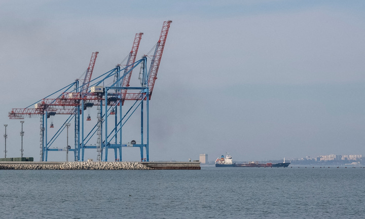 Tàu chở dầu bị tấn công ngoài khơi bờ biển Nga