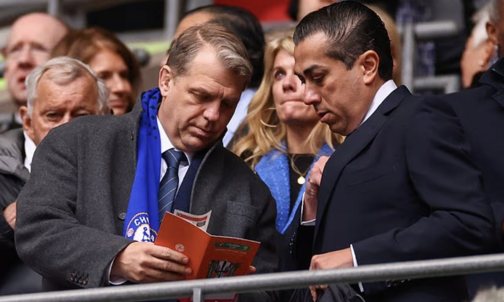 Chelsea bị phạt nặng nhất lịch sử Ngoại Hạng Anh