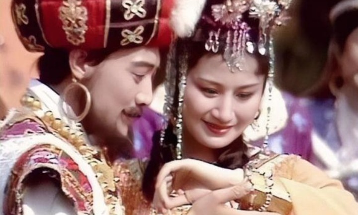 Kim Thánh nương nương của 'Tây du ký': Tuổi thơ nghèo khó, qua đời nơi đất khách