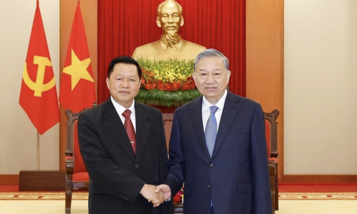 Tổng Bí thư Tô Lâm tiếp Bộ trưởng Bộ Công an Lào