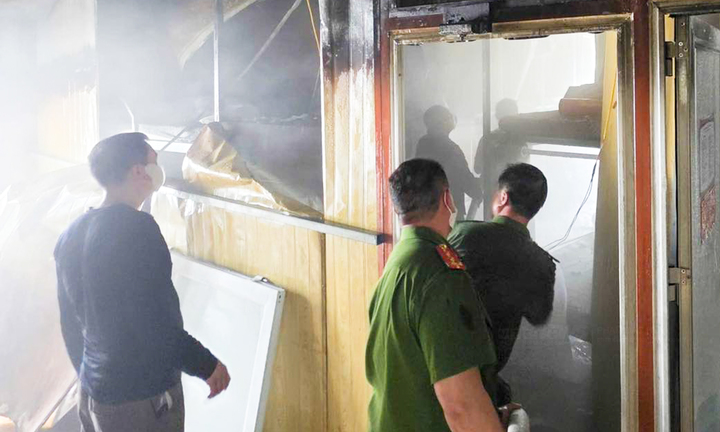 Cháy tầng 5 nhà nghỉ, 95 khách nước ngoài thoát nạn