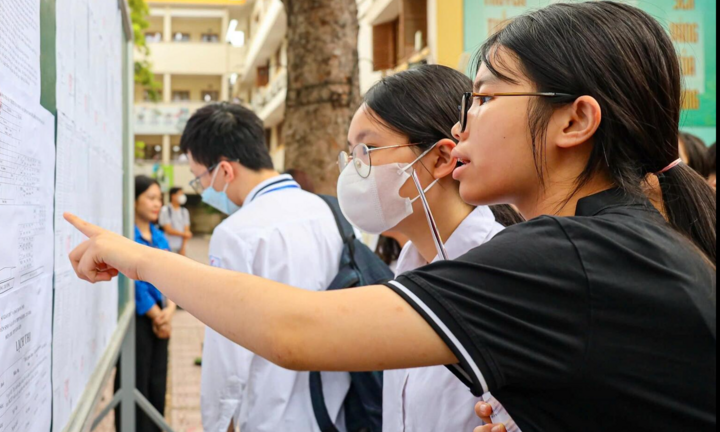 Hai trường chuyên ở Hà Nội công bố lịch thi lớp 10 