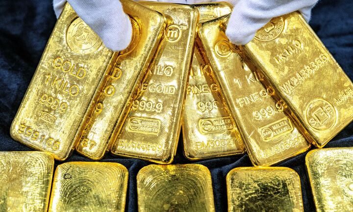Giá vàng hôm nay 21/3: Vàng thế giới tiếp tục giảm mạnh