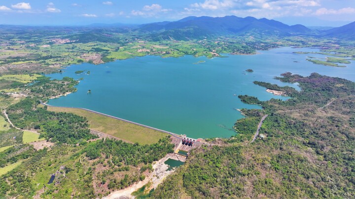Cận cảnh ‘cỗ máy’ điều tiết nguồn nước của miền Trung - Tây Nguyên