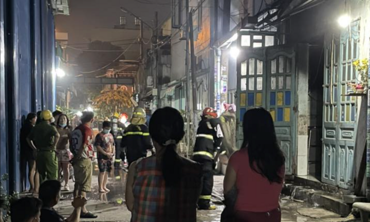 Cháy quán cơm chay ở TP.HCM, hai mẹ con tử vong trong đêm
