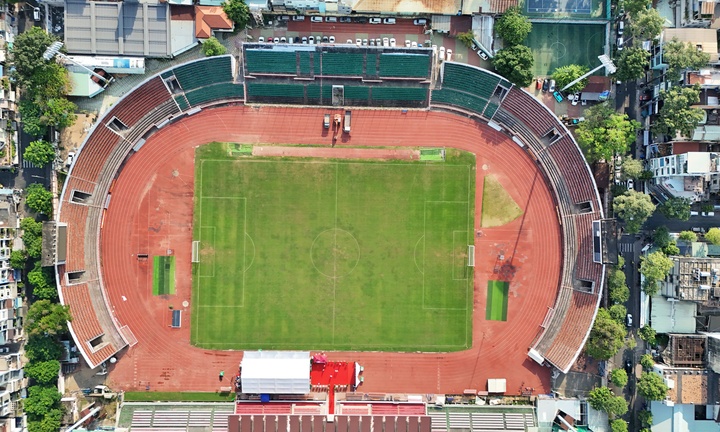 Cận cảnh sân vận động vừa được khởi công cải tạo gần 320 tỷ đồng