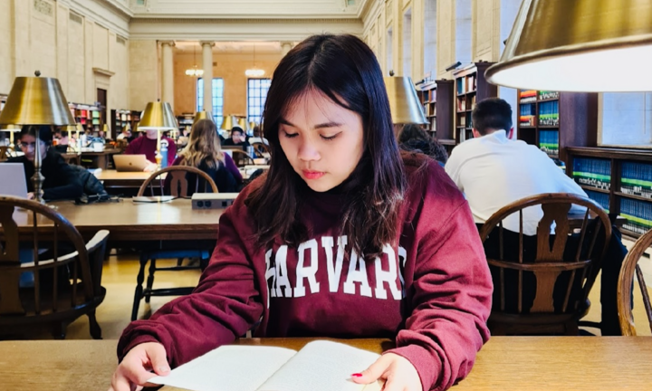 Cô gái Việt 25 tuổi nhận thư mời từ cả Harvard và Oxford