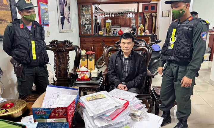 200 cảnh sát đồng loạt khám xét 28 điểm, phá chuyên án đặc biệt lớn ở Phú Thọ