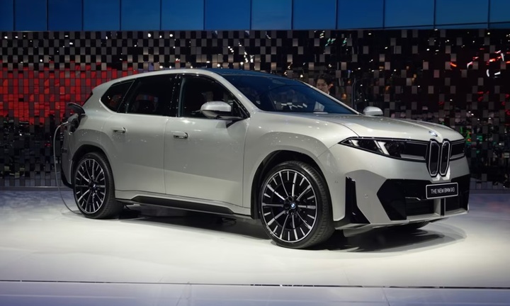Cận cảnh diện mạo của BMW iX3 tại triển lãm ô tô Bangkok