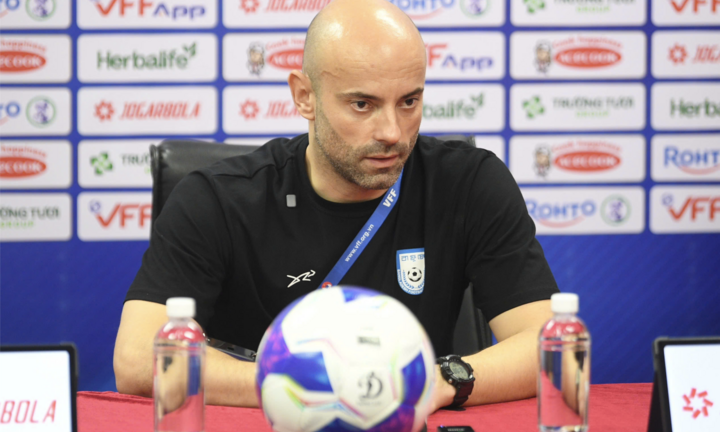 HLV Bangladesh: Có cầu thủ nhập tịch, tuyển Việt Nam có thể thắng Malaysia