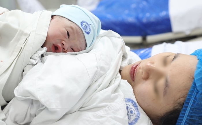 Người trẻ ngại sinh con, Bộ Y tế đề xuất ưu tiên nhà ở cho gia đình có hai con